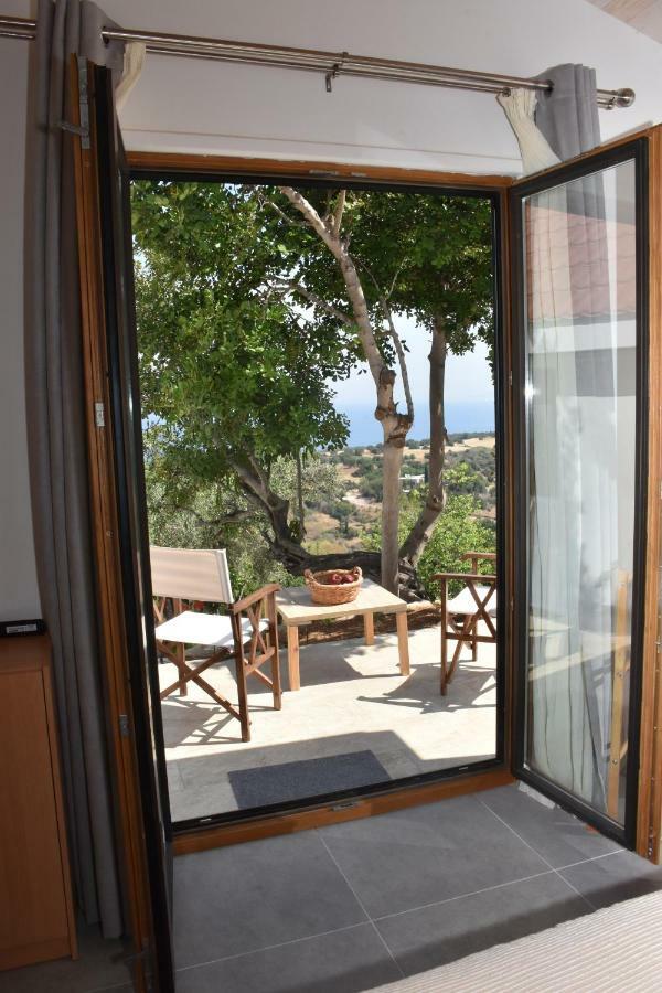 Philip'S Holiday House Neo Chorio Exterior photo